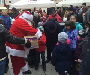 Der Nikolaus auf dem Markt